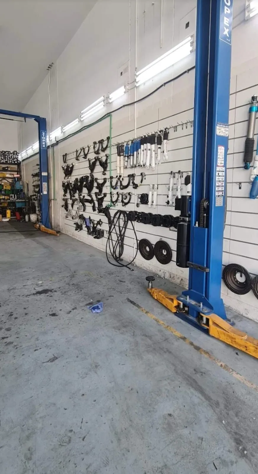 Crank 4x4 Trading and Car maintenance in Industrial Area , Doha #22 - 5  image 